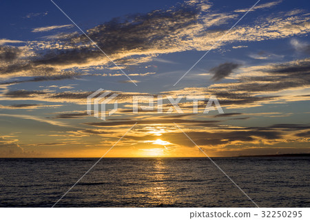 Sunset at Senge Beach 32250295