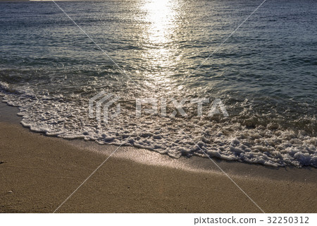 在聖吉海灘的日落 32250312