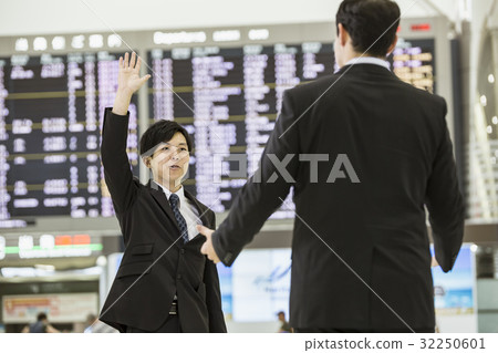 歡迎商務人士的商人 32250601