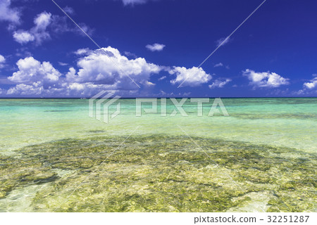 讀谷村的Nirai海灘 32251287