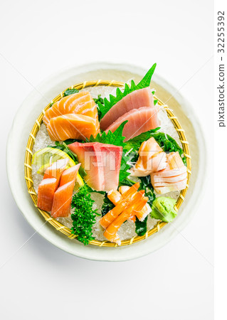 Mixed sashimi set Mixed sashimi set 32255392