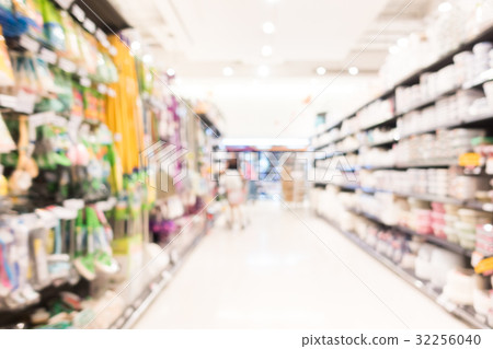 Abstract blur and defocused supermarket 32256040
