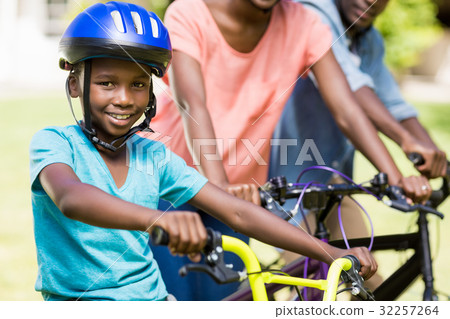 Young man doing bicycle Young man doing bicycle 32257264