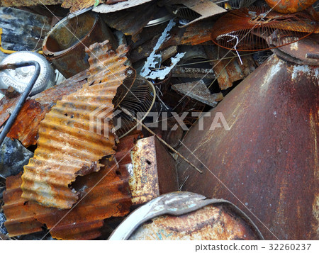 Rusted scrap iron Rusted scrap iron 32260237