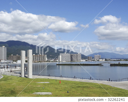 Lake Biwa seen from Hamadatsu port 32262241