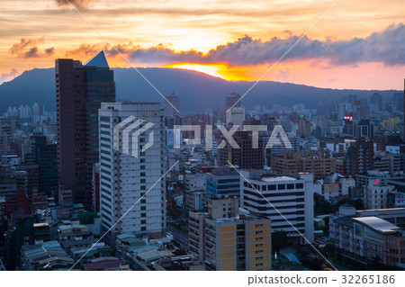 台灣高雄都市景觀Asia Taiwan Kaohsiung City 台灣高雄都市景觀Asia Taiwan Kaohsiung City 32265186