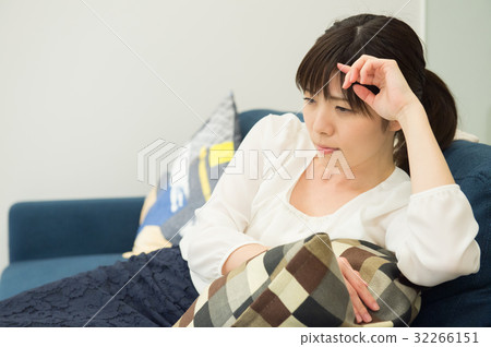 Depressed young lady Depressed young lady 32266151