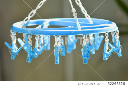 Clothes hanger clamp Clothes hanger clamp 32267856