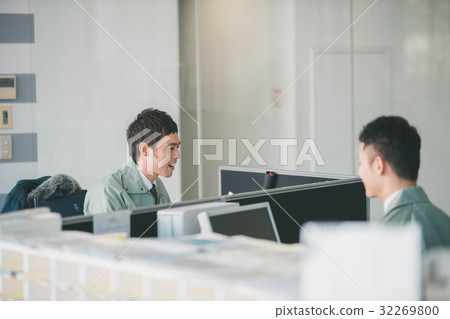 office, gents, male 32269800