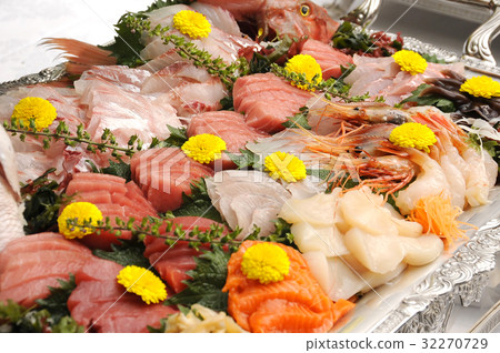 餐飲食品各種各樣的生魚片 餐飲食品各種各樣的生魚片 32270729