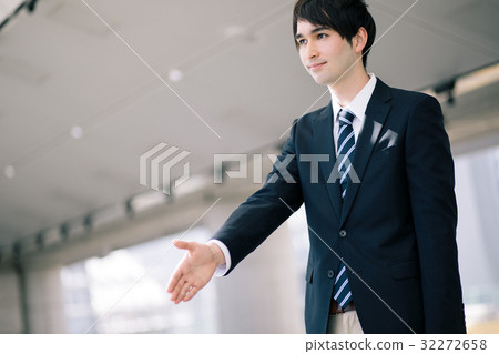 握手的商務人士 32272658