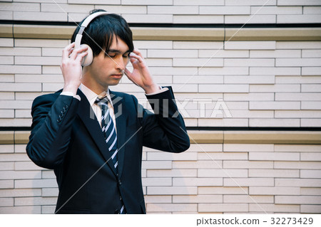 Wireless headphones 32273429