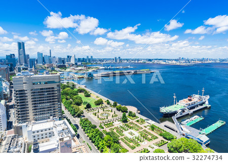 Full view of Yokohama Bay Area 32274734