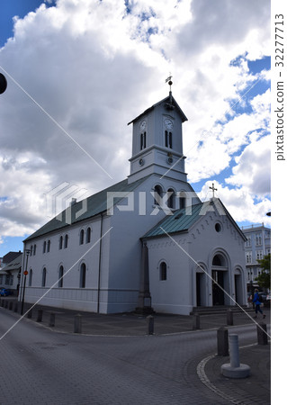 Reykjavik Church 32277713