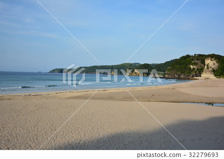 Izu Peninsula Many Tohama Beach (Shizuoka Prefecture Minamiizu) 32279693
