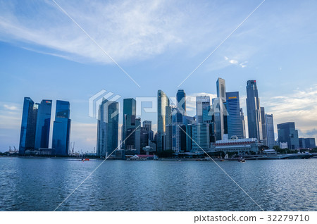 Singapore cityscape in beautiful clear sky day Singapore cityscape in beautiful clear sky day 32279710