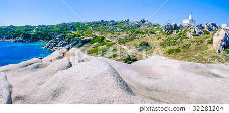 Capo Testa. Amazing place with bizarre granite 32281204