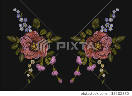 Embroidery colorful floral pattern with poppy Embroidery colorful floral pattern with poppy 32282880