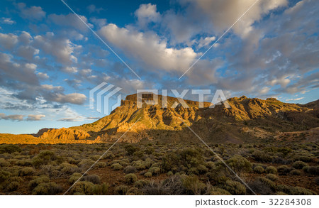 Guajara mountain landscape Guajara mountain landscape 32284308