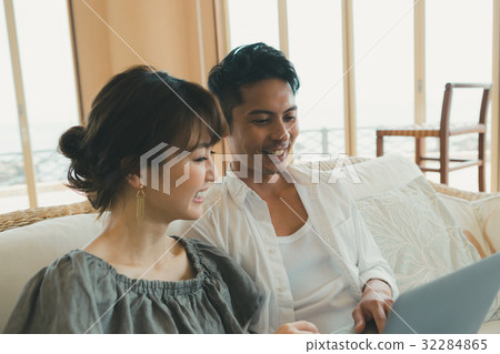 男人和女人 男女 夫婦 32284865