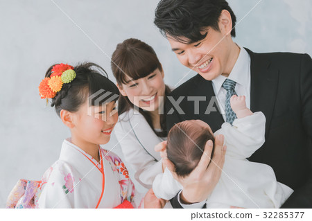 參拜神社 家庭 家族 32285377