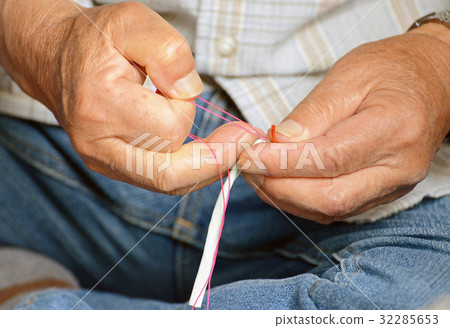 Craftsman's hand Craftsman's hand 32285653