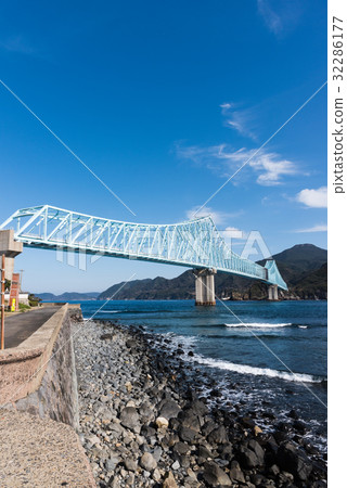 Longevity bridge Longevity bridge 32286177