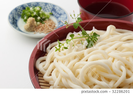 Zaru udon 32286201