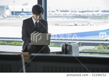 等待飛行的商人 32286252