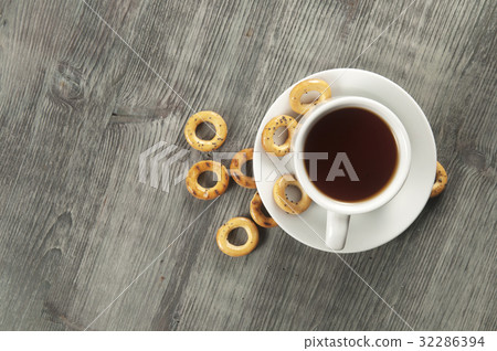 Dried biscuits and tea 32286394