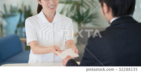 Pharmacist Hospital Medical reception Medical image Pharmacist Hospital Medical reception Medical image 32288135