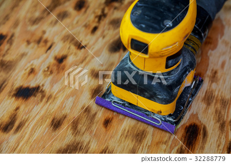 worker sander to sand wood worker sander to sand wood 32288779