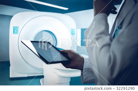 Doctor 32291290