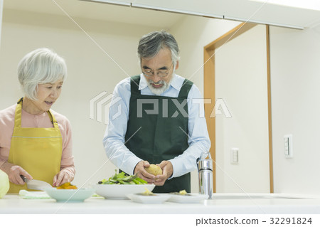 Visiting nursing care Visiting nursing care 32291824