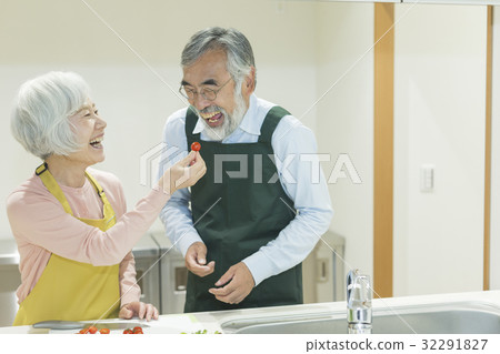 Visiting nursing care Visiting nursing care 32291827