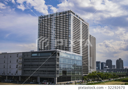 High-rise condominiums and landscape of Koto-ku Ariake 32292670