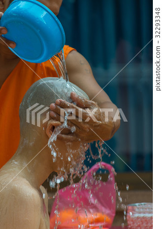 Ordination ceremony in buddhist 32293348