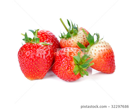 strawberry isolated on white background 32297686