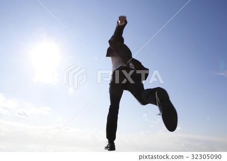 A businessman who takes one step 32305090