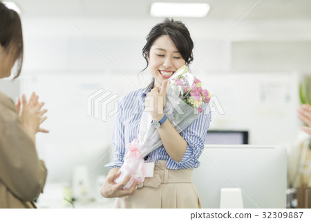 Business woman Business woman 32309887