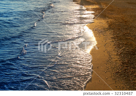 Photo background of a shiny solar wave 32310487