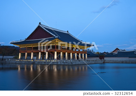 Gyeonghoeru (National Treasure No.224), Gyeongbokgung, Jongno-gu, Seoul 32312654