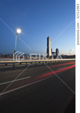 首爾永登浦區汝矣島Wonhyo Bridge，Residencia 63號樓 32312963