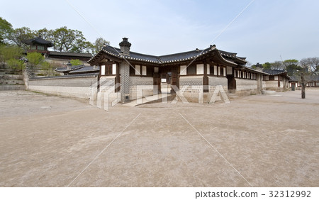 Nakseonjae，Changdeokgung，Jongno-gu，Seoul 32312992