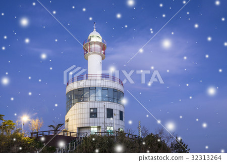 Sokcho Lighthouse Observatory, Sokcho, Gangwon-do Sokcho Lighthouse Observatory, Sokcho, Gangwon-do 32313264