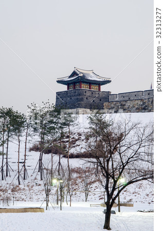 Tohru Fort, Suwon Hwaseong Fortress, Suwon, Gyeonggi-do 32313277