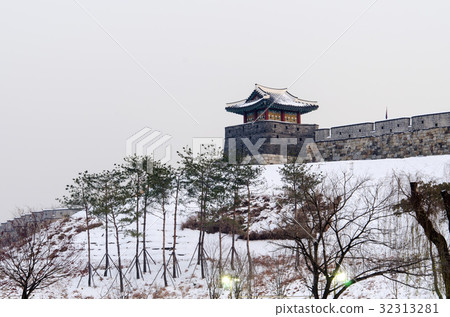 Tohru Fort,Suwon Hwaseong Fortress,Suwon,Gyeonggi-do Tohru Fort,Suwon Hwaseong Fortress,Suwon,Gyeonggi-do 32313281