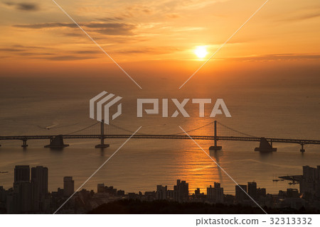 Gwangan Bridge, Suyu-gu, Busan 32313332