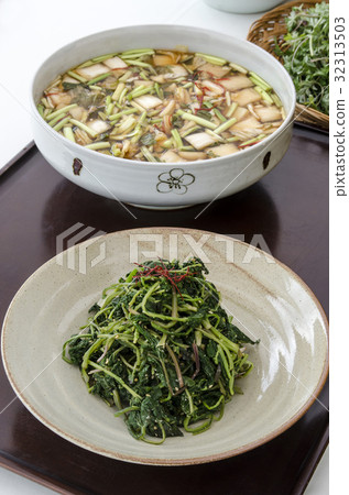 Water Kimchi Water Kimchi 32313503