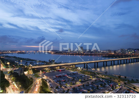 西江大學，漢江市政公園，汝矣島，永登浦區，漢江，首爾 32313710